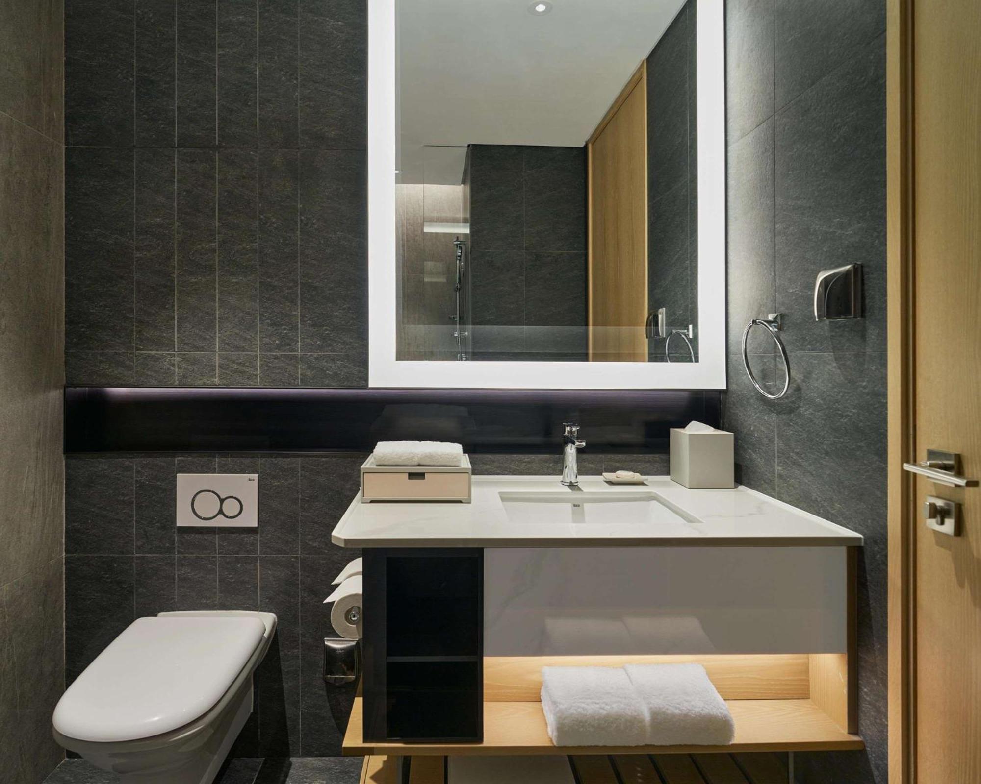 Hyatt Place Yantai Development Zone Exterior foto